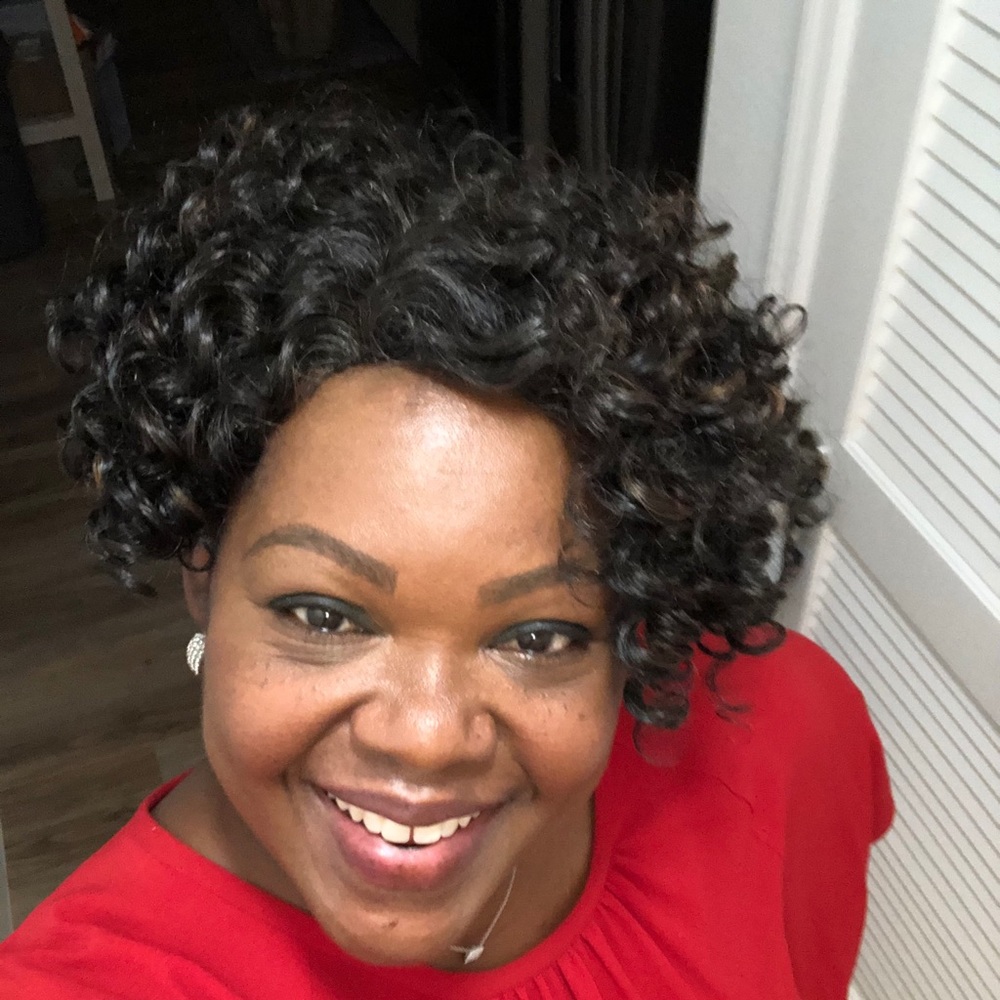 Meet your Posher, Virginia